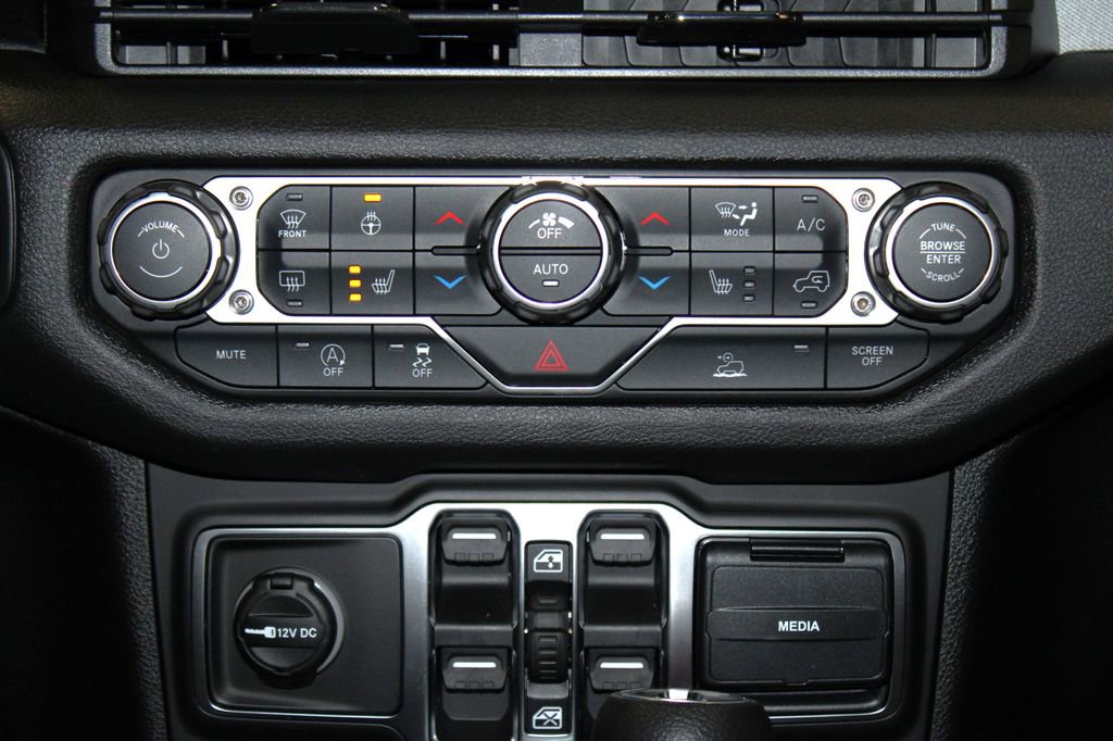 New 2026 Jeep Wrangler Sport S image 19