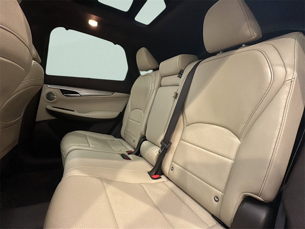 Used 2019 INFINITI QX50 Essential w/ Sensory Package image 13