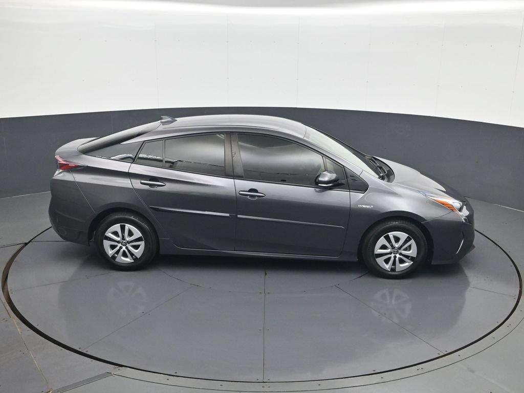 Used 2017 Toyota Prius Two FWD image 17