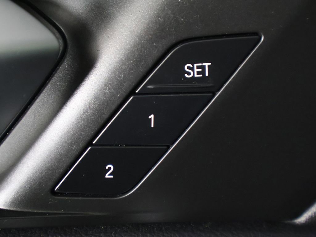 Used 2021 BMW X5 xDrive40i w/ Premium Package 2 image 38