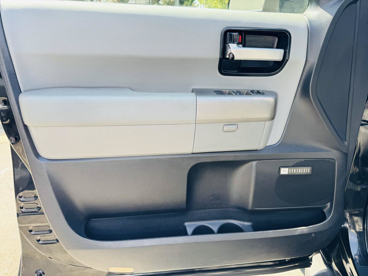 Used 2012 Toyota Sequoia Limited AWD/4WD image 14