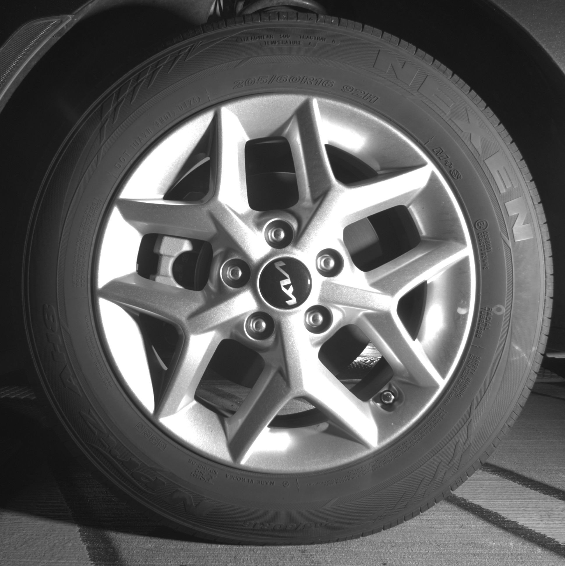 Used 2025 Kia Soul LX w/ LX Technology Package FWD image 12