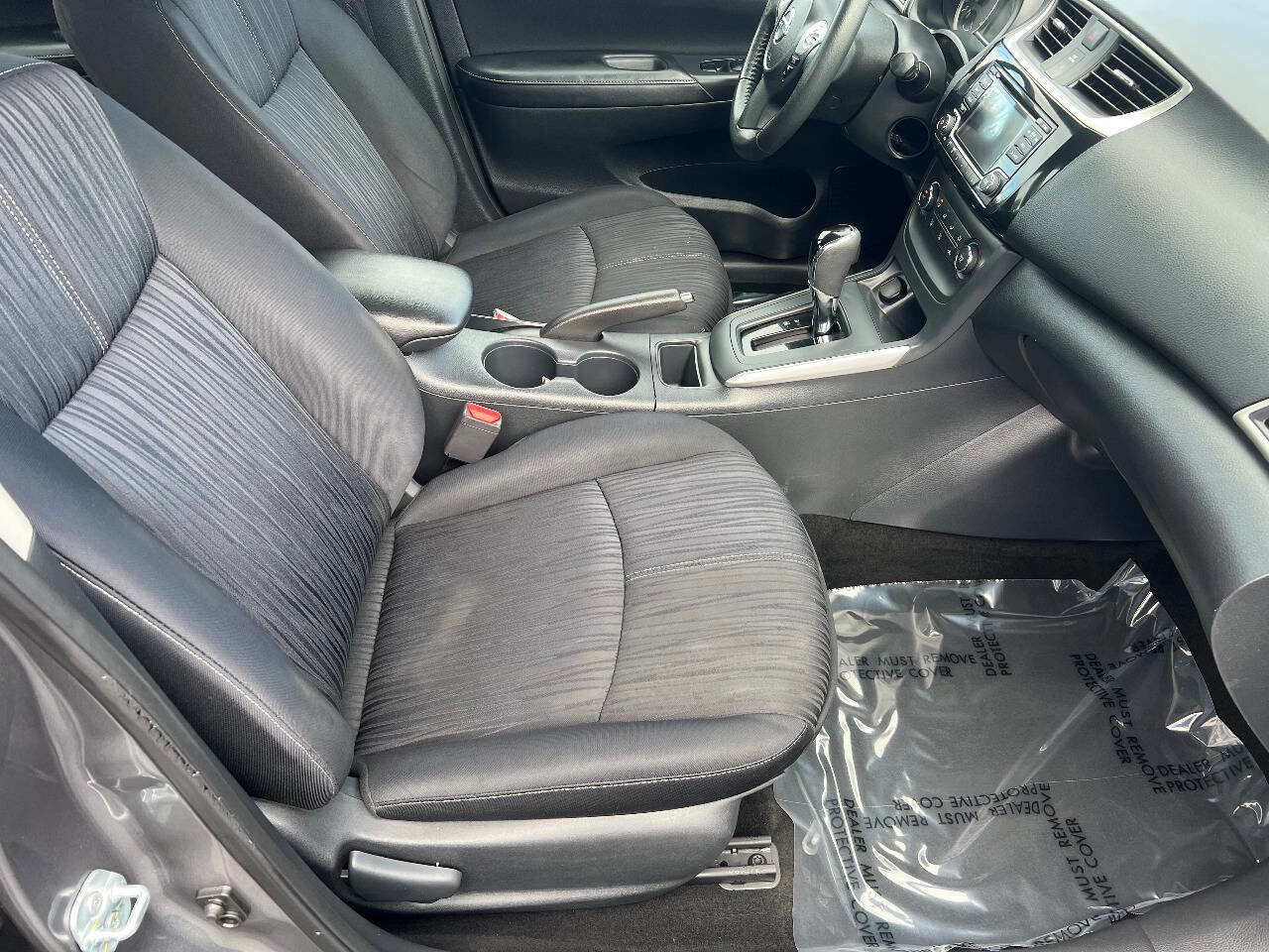 Used 2016 Nissan Sentra SV image 23