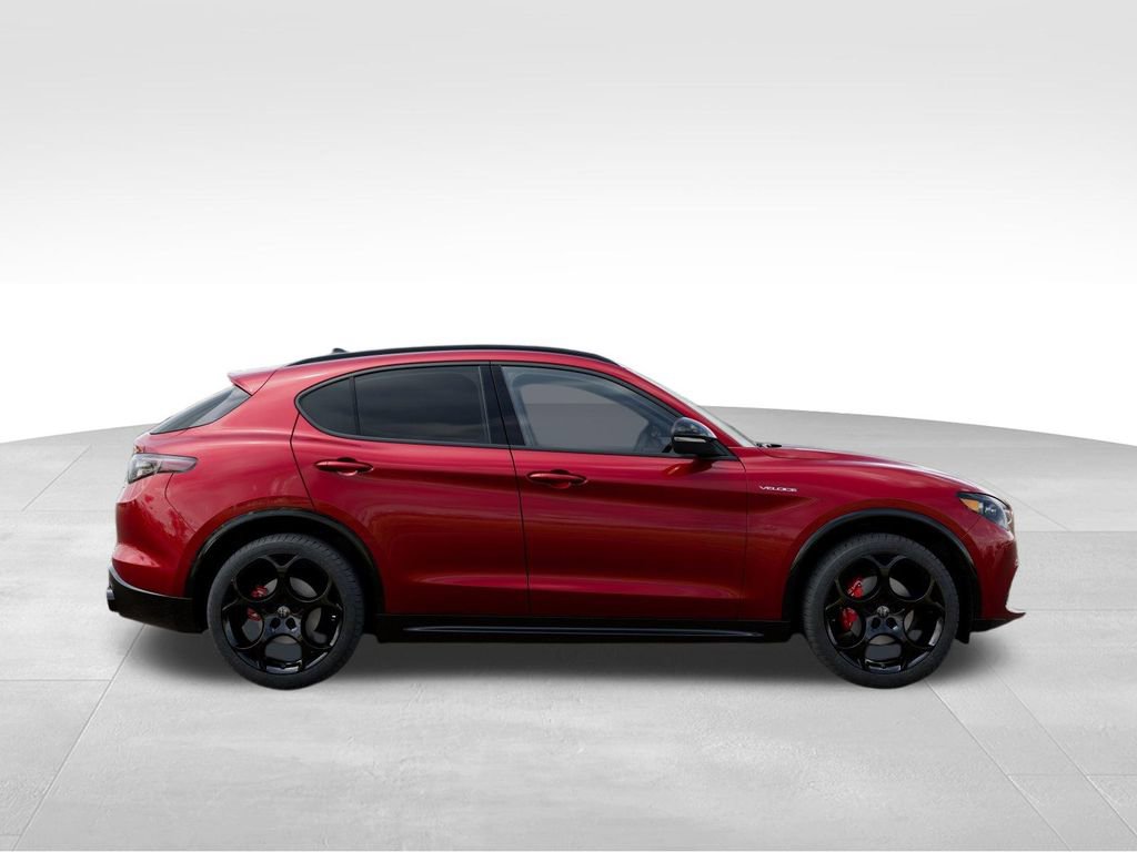 New 2025 Alfa Romeo Stelvio Sprint w/ Veloce Package AWD/4WD image 22