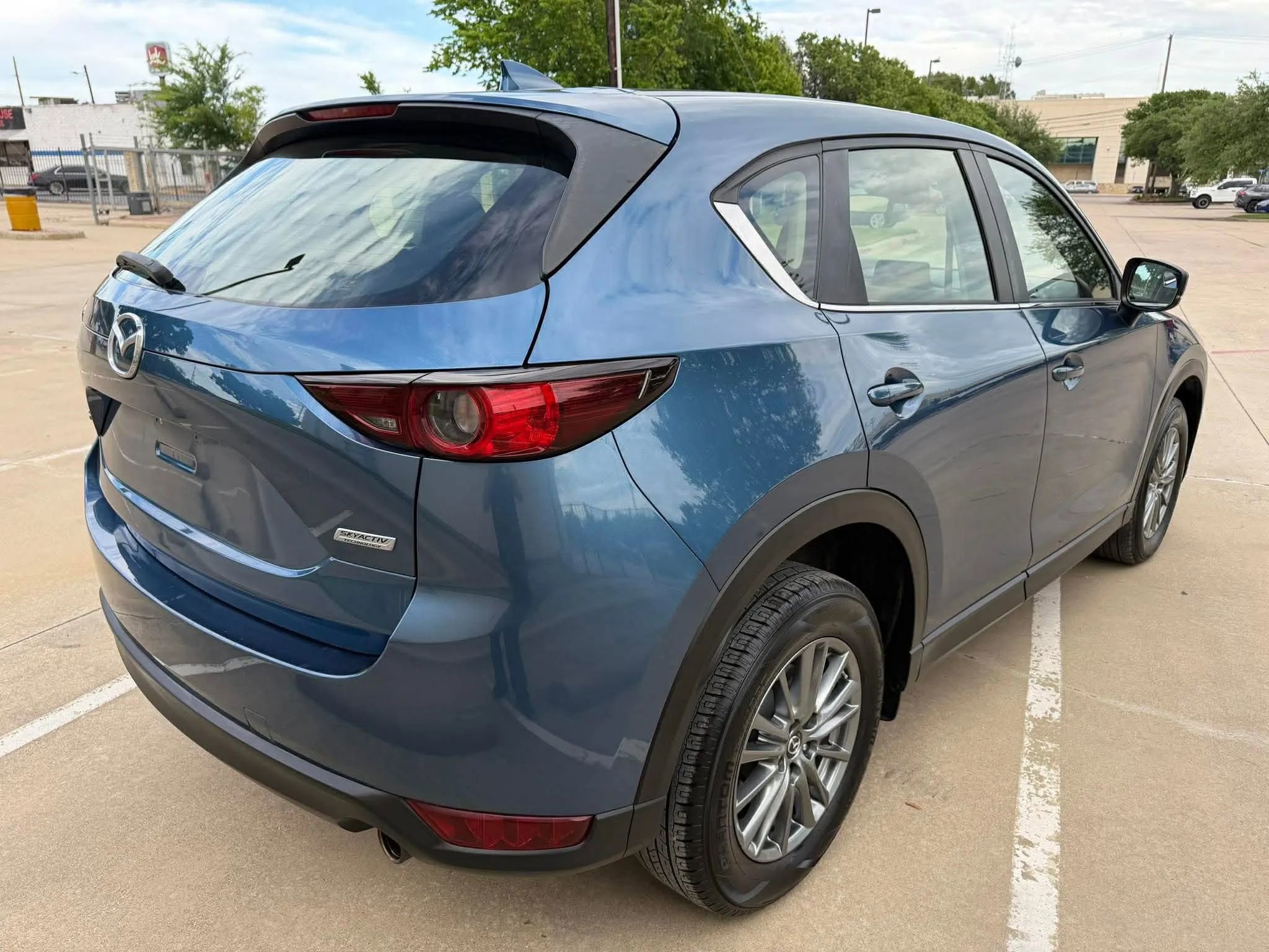 Used 2017 MAZDA CX-5 Sport FWD image 8