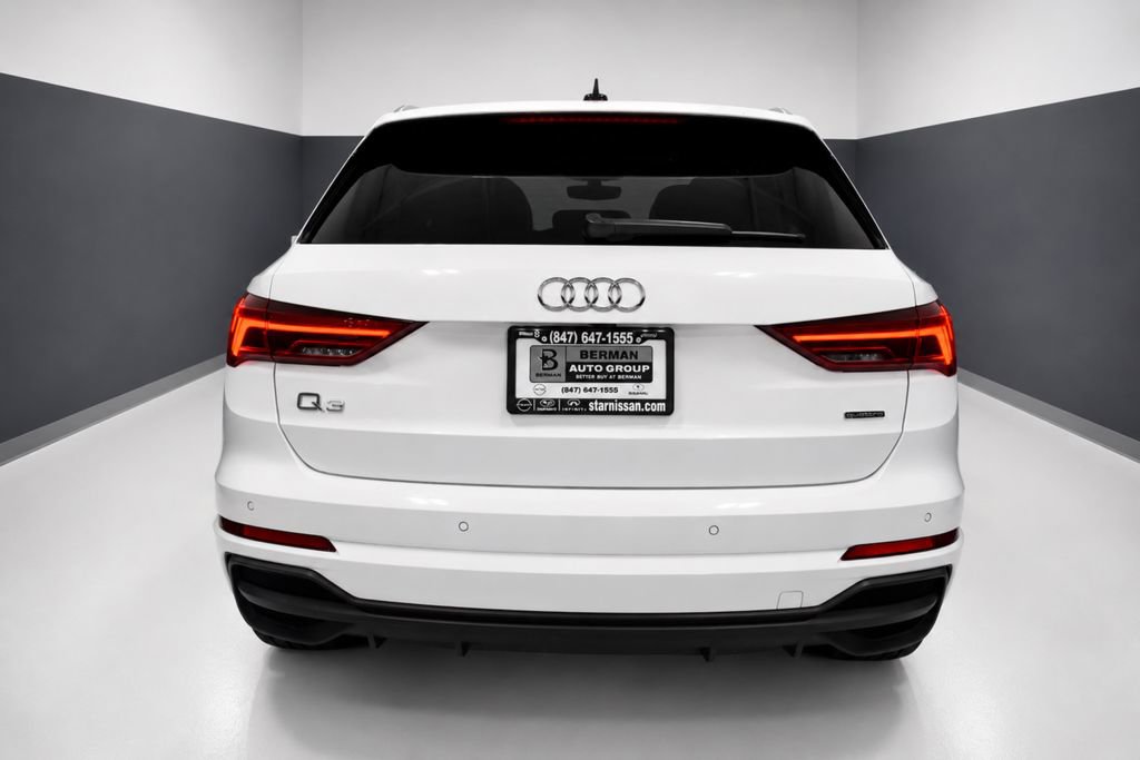 Used 2025 Audi Q3 2.0T Premium AWD/4WD image 9