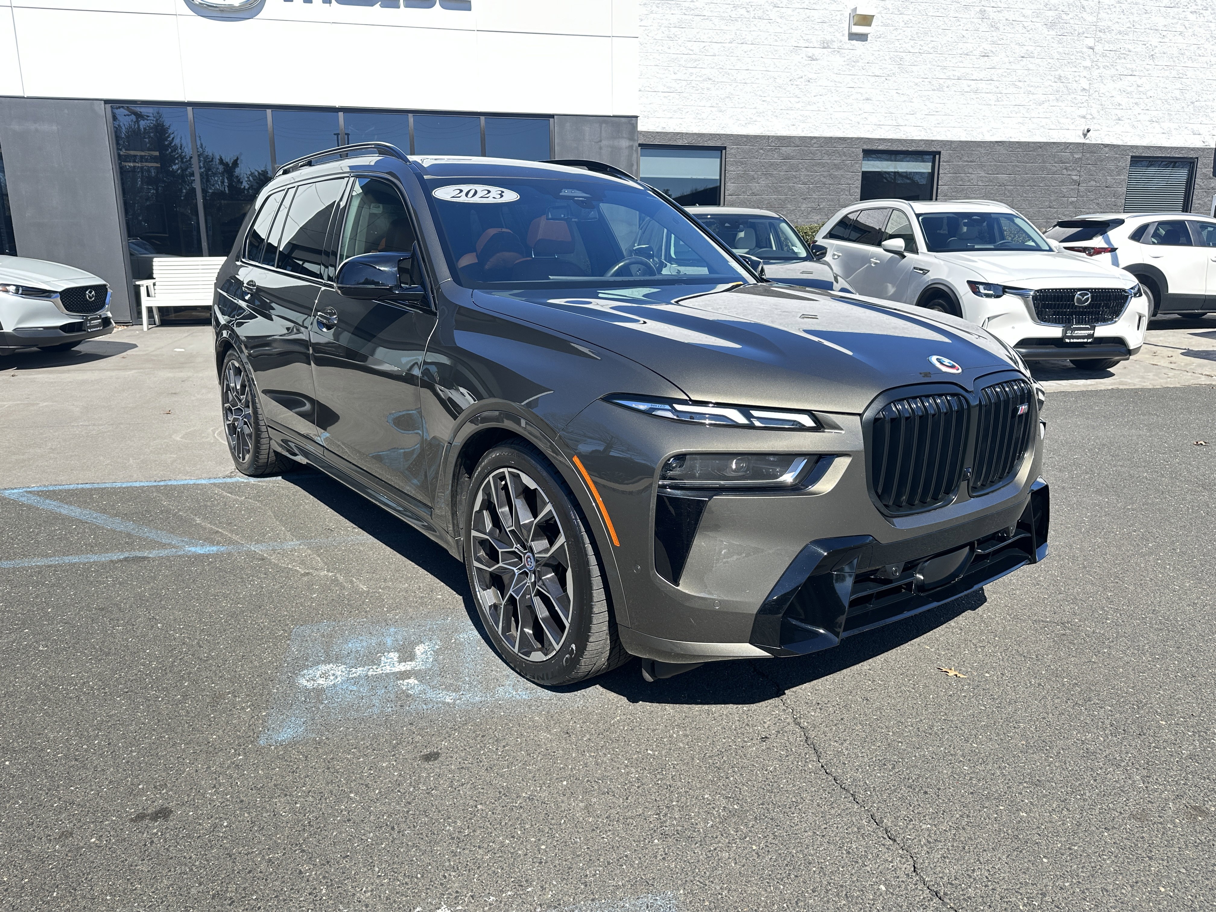 Used 2023 BMW X7 M60i w/ Executive Package image 13