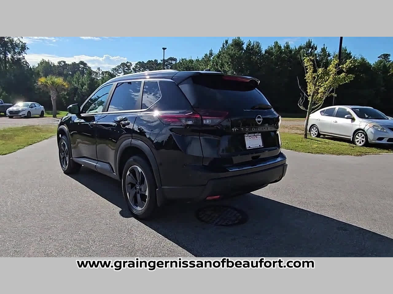 New 2026 Nissan Rogue SV image 27