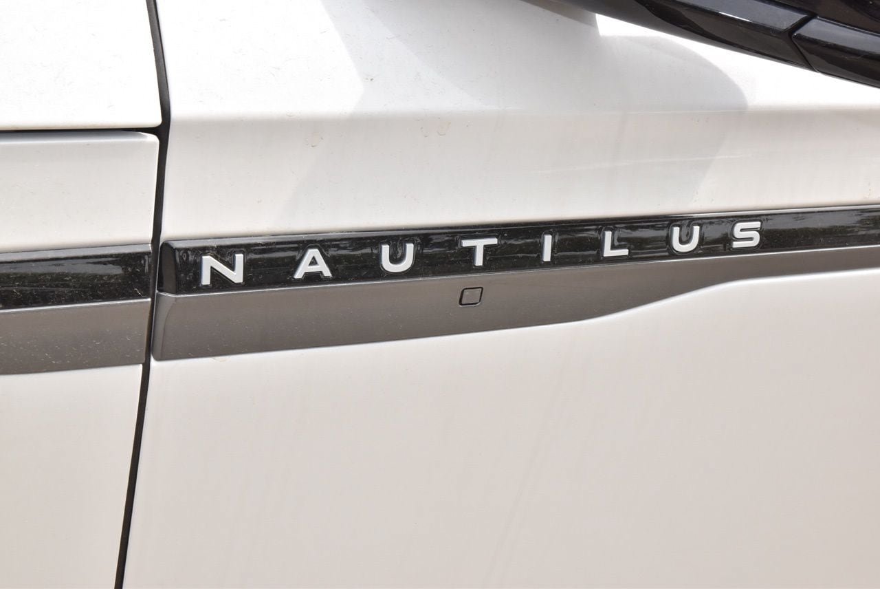 New 2026 Lincoln Nautilus Reserve w/ Jet Appearance Package AWD/4WD image 50