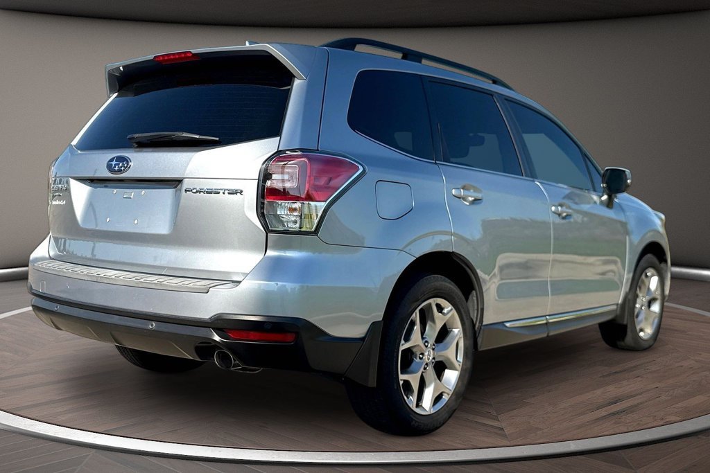 Used 2018 Subaru Forester 2.5i Touring AWD/4WD image 7