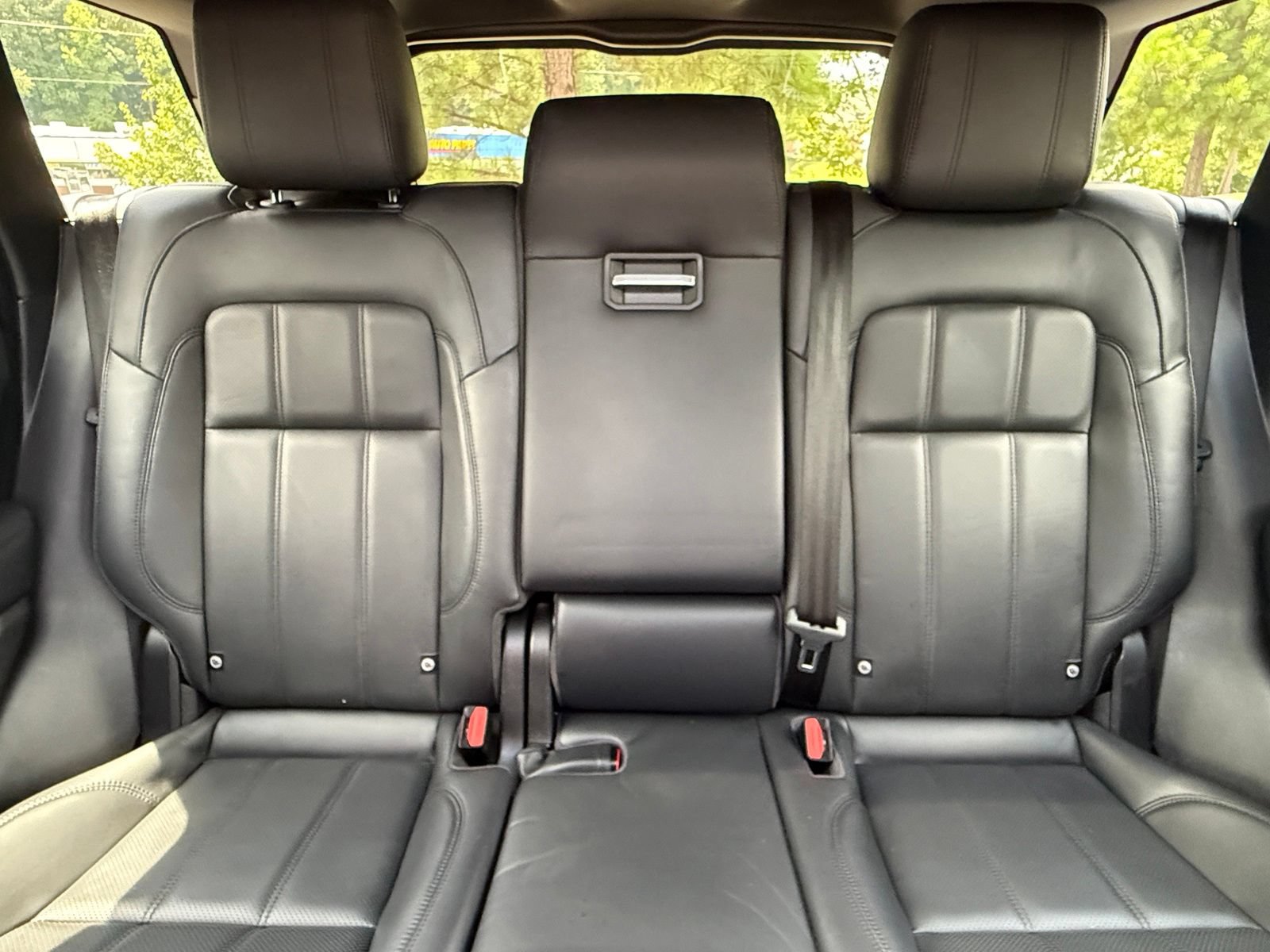 Used 2018 Land Rover Range Rover Sport HSE AWD/4WD image 43