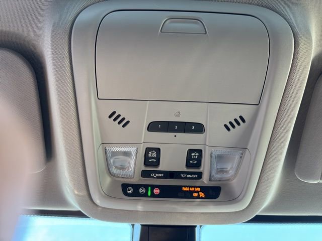 Used 2022 GMC Acadia AT4 w/ Preferred Package image 25