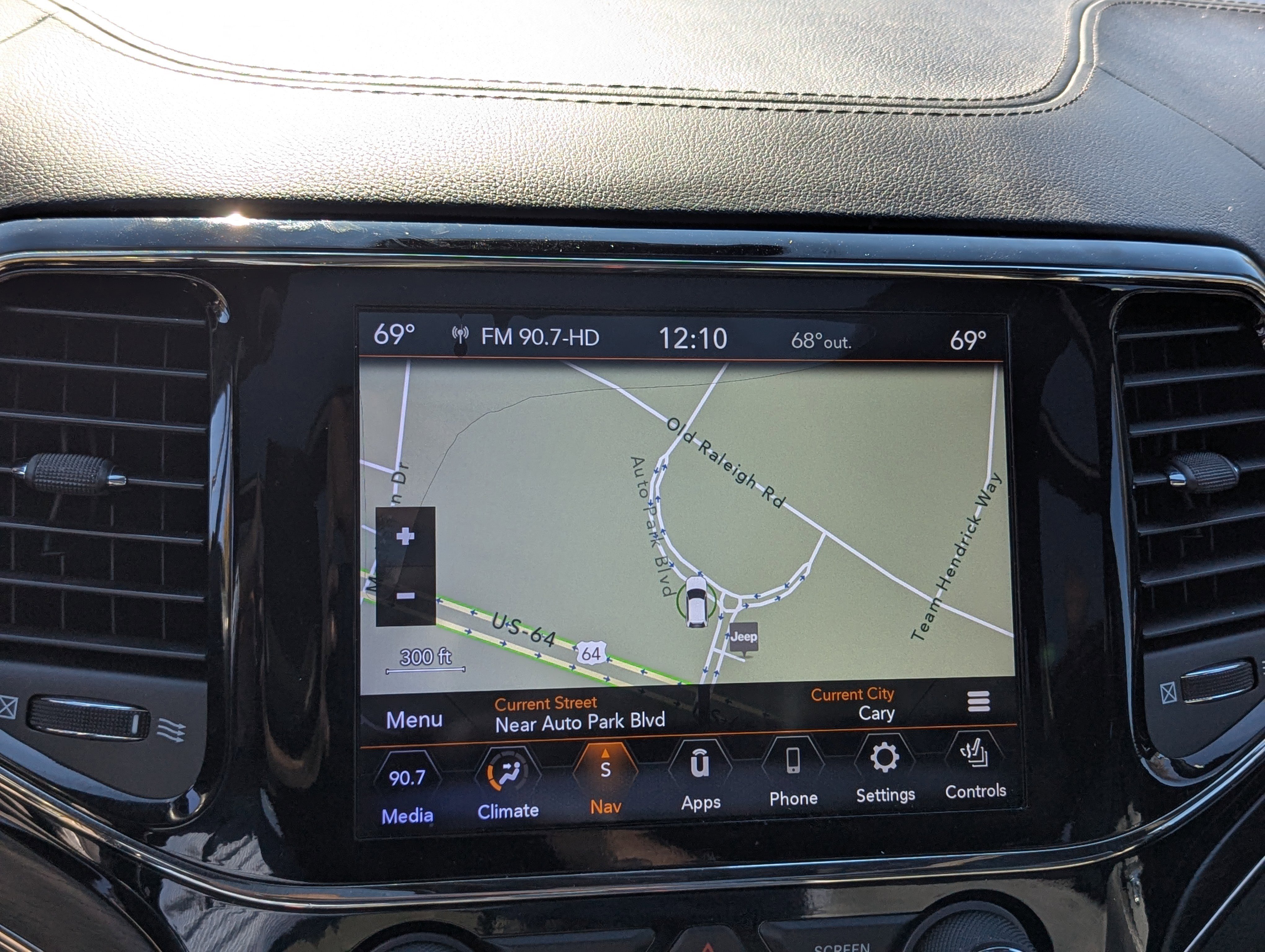 Used 2021 Jeep Grand Cherokee High Altitude image 23