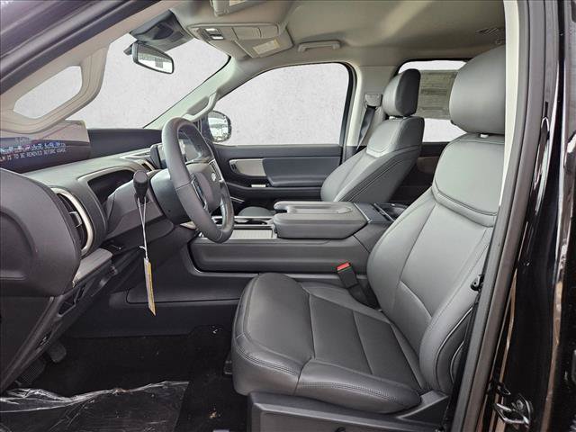 New 2026 Ford Expedition Active RWD image 4