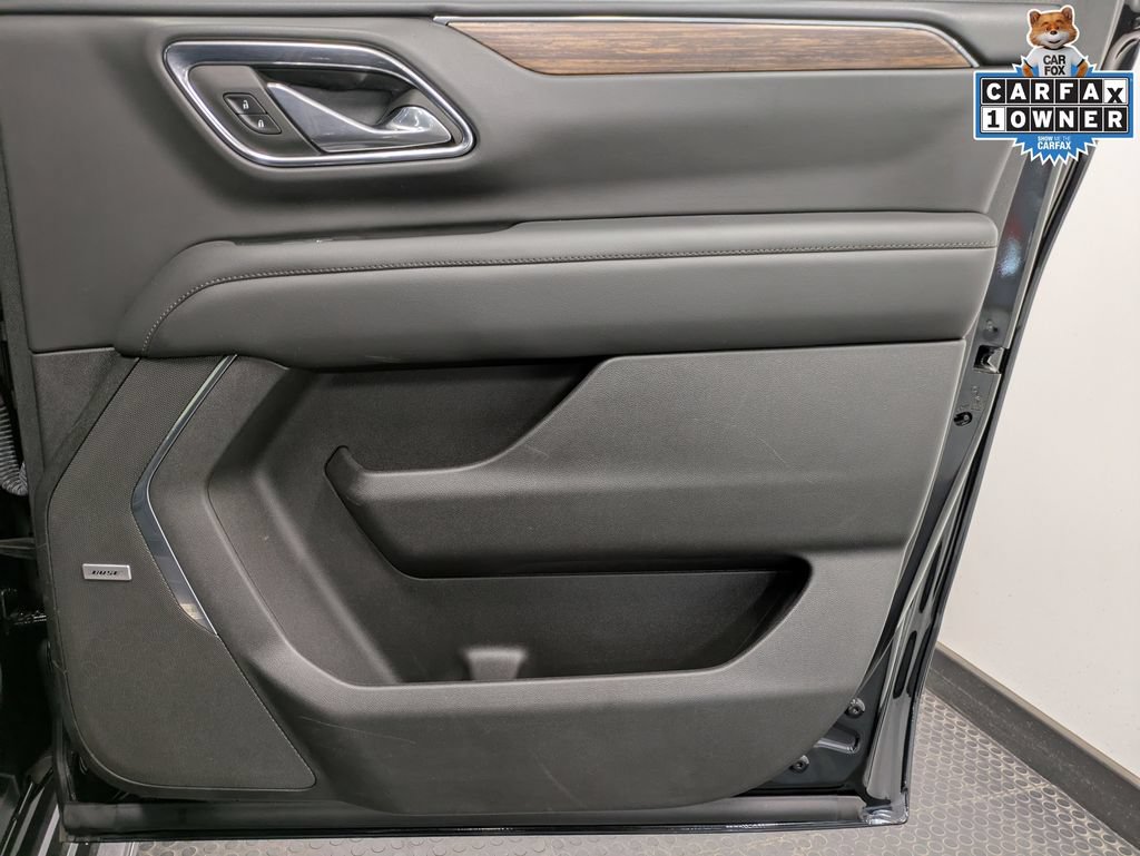 Used 2023 Chevrolet Suburban High Country AWD/4WD image 25