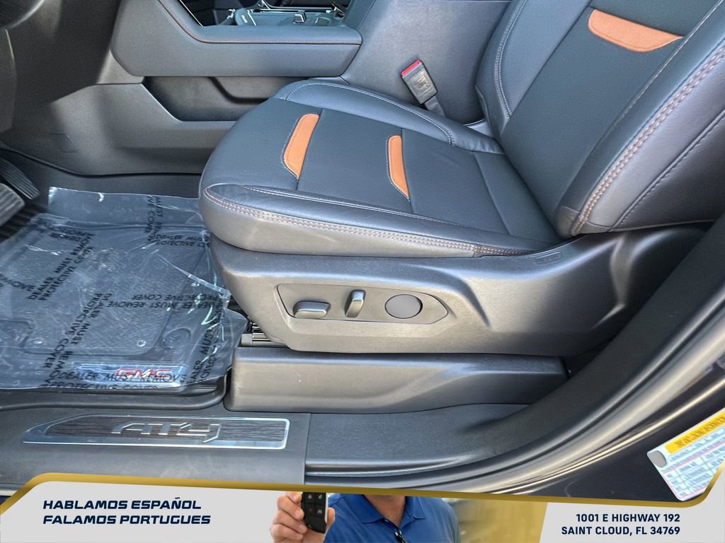 Used 2025 GMC Sierra 2500 AT4 w/ AT4 Premium Plus Package image 13