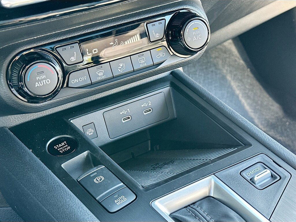 New 2026 Nissan Kicks SV w/ SV Premium Package image 10