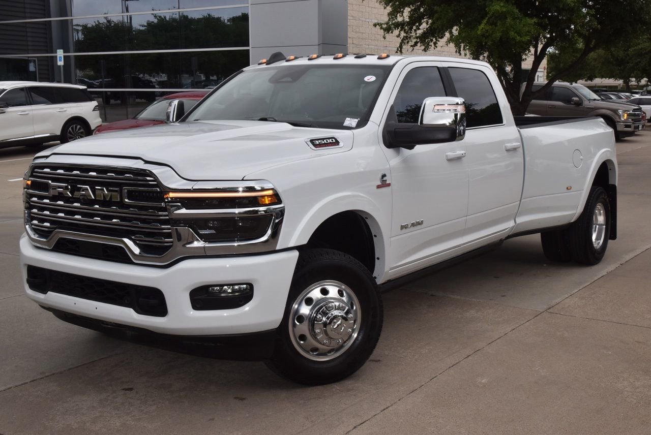 Used 2025 RAM 3500 Longhorn image 46