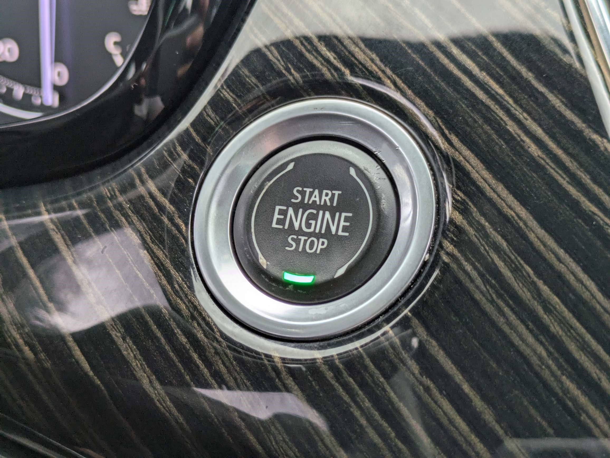 Used 2022 Cadillac XT6 Premium Luxury FWD image 30