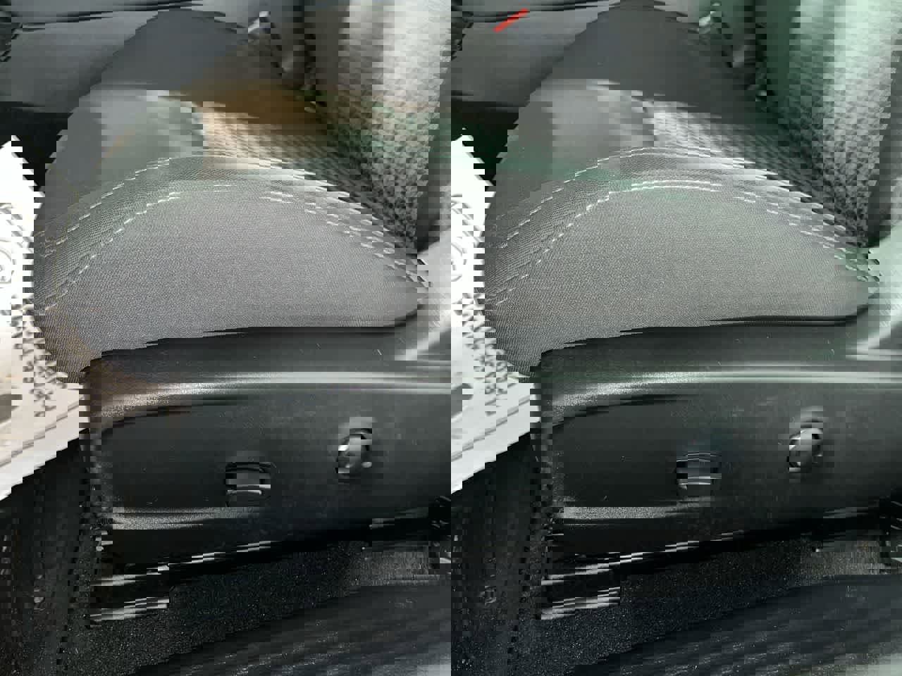 Used 2023 Dodge Challenger R/T image 14