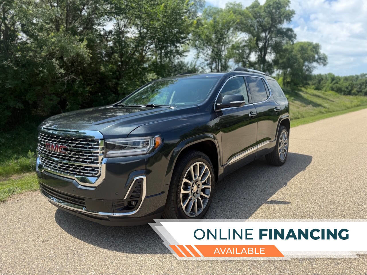 Used 2023 GMC Acadia Denali w/ Denali Ultimate Package image 1