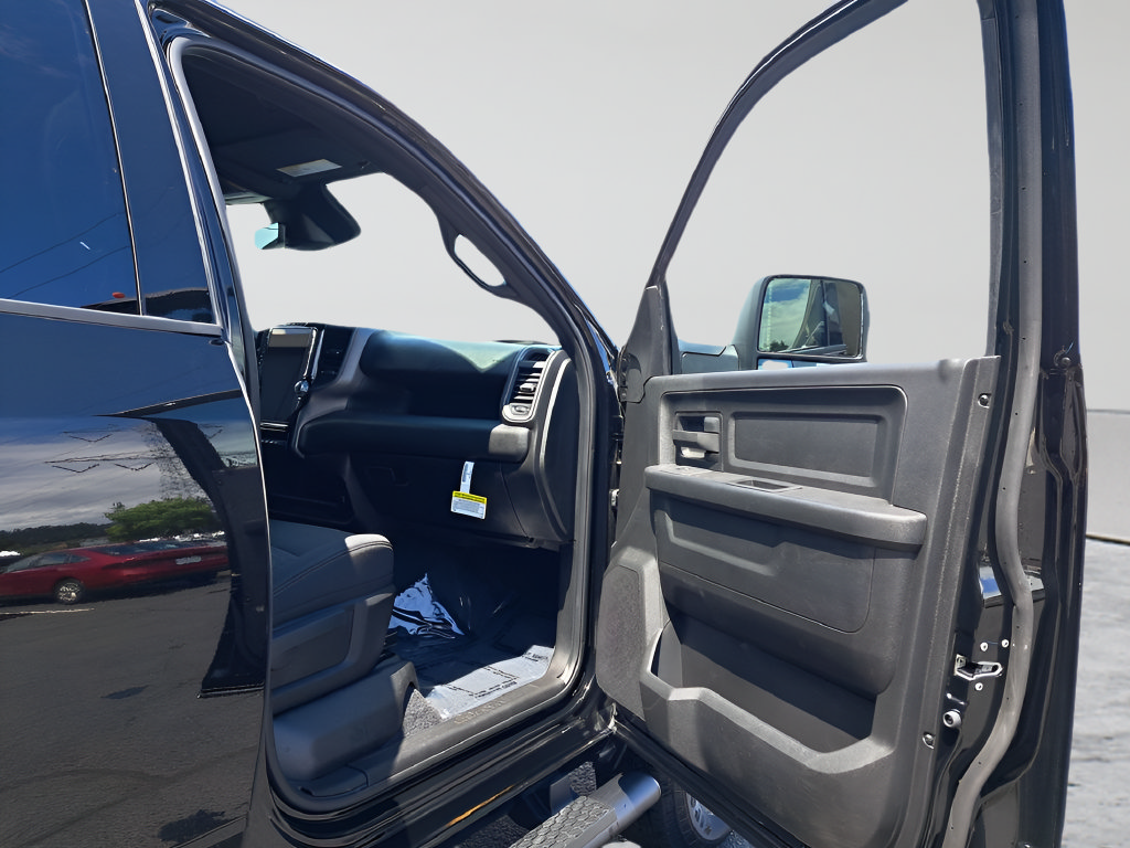 New 2026 RAM 2500 Tradesman AWD/4WD image 22