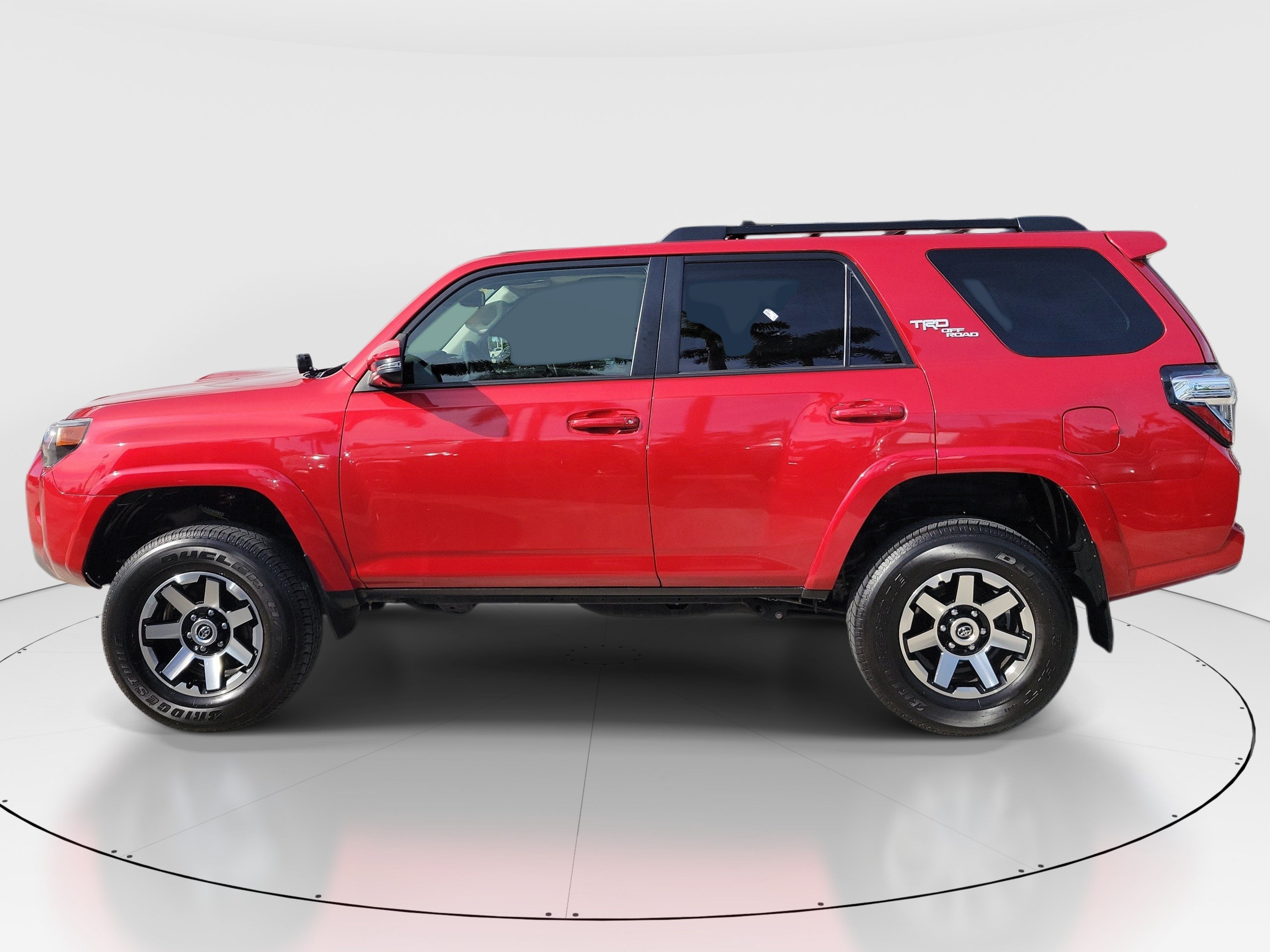 Used 2023 Toyota 4Runner TRD Off-Road Premium w/ Off Road Premium Plus Package AWD/4WD image 4