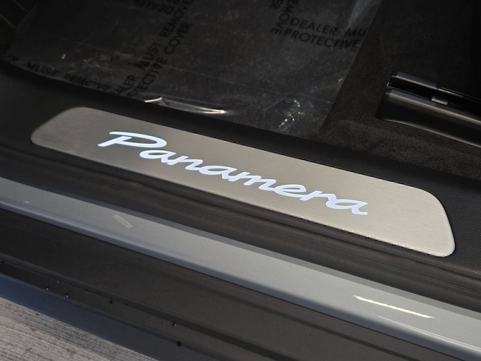 Certified 2026 Porsche Panamera RWD image 17
