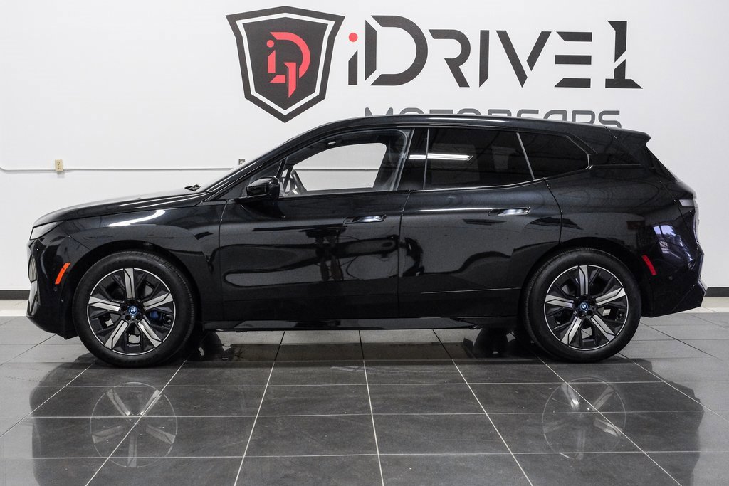 Used 2025 BMW iX xDrive50 image 16