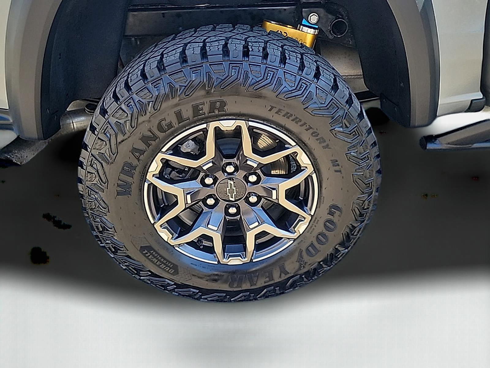 Used 2023 Chevrolet Colorado ZR2 w/ ZR2 Convenience Package III AWD/4WD image 9