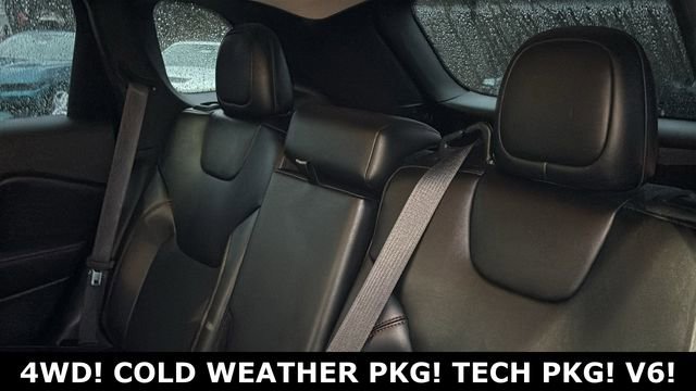 Used 2019 Jeep Cherokee Trailhawk w/ Cold Weather Group image 26