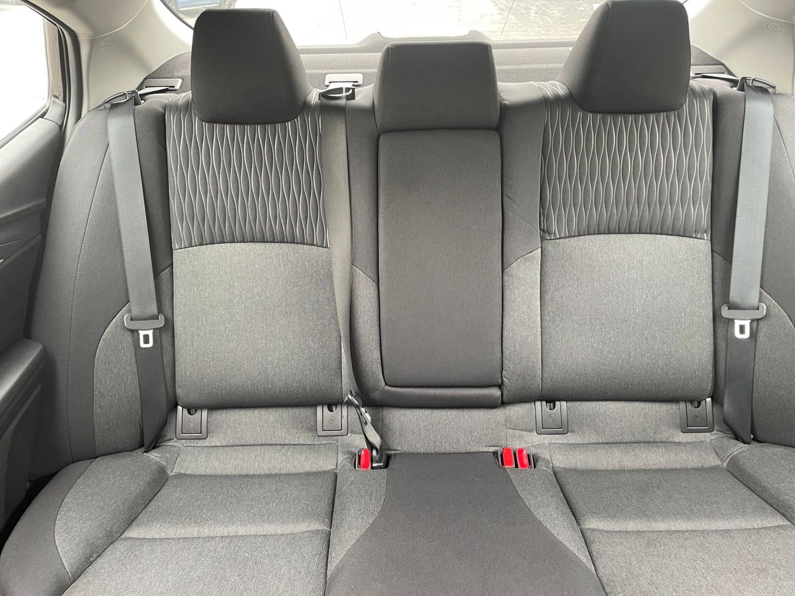 Used 2025 Toyota Camry LE image 37