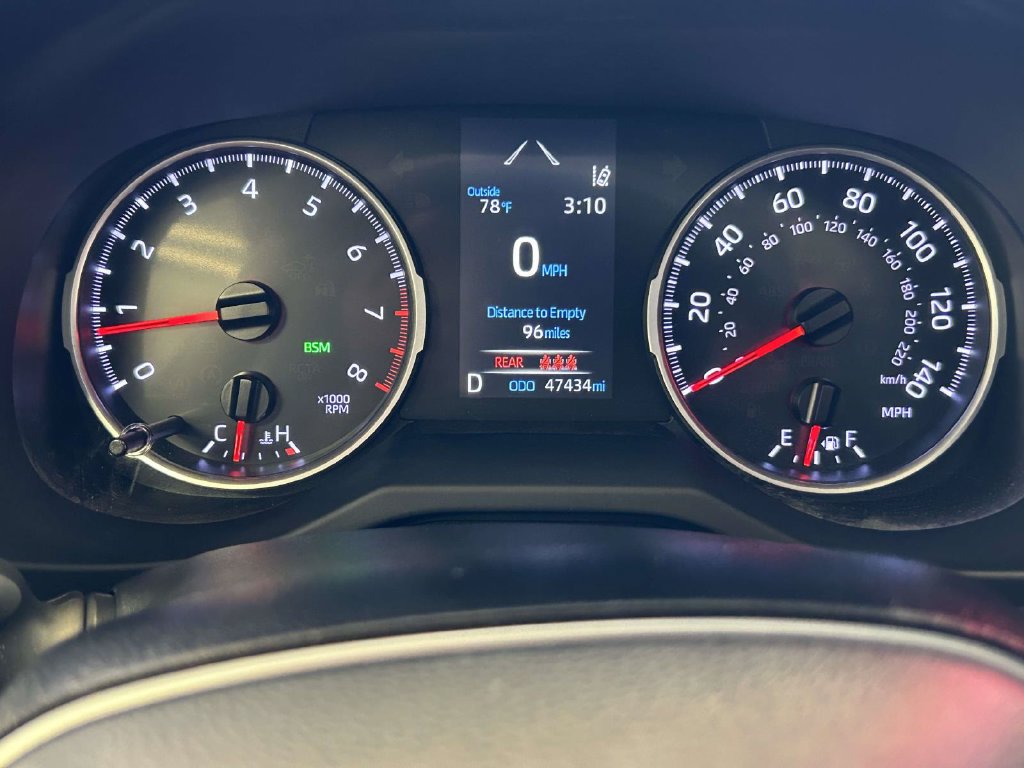 Certified 2021 Toyota RAV4 XLE Premium FWD image 27
