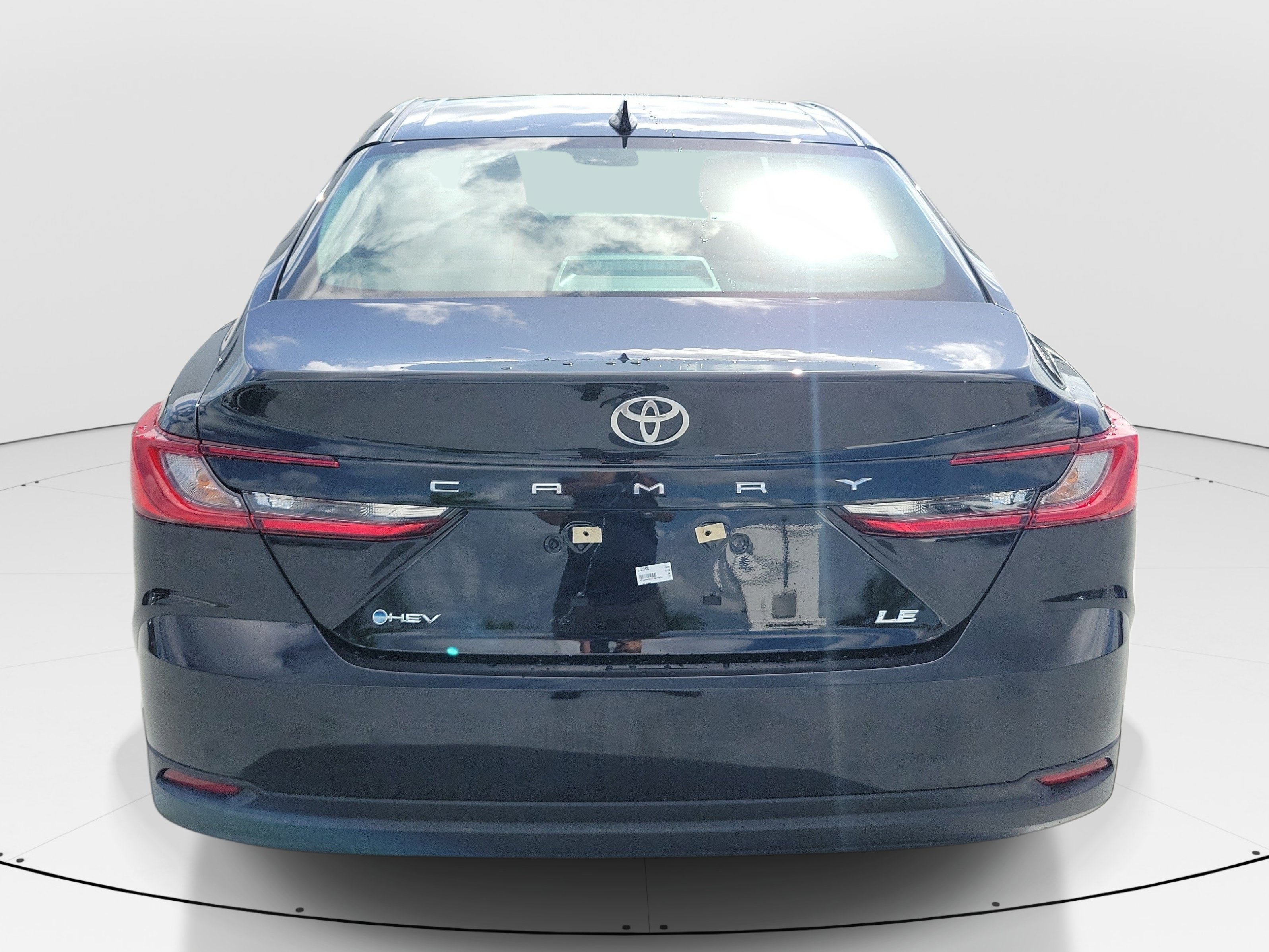 Used 2026 Toyota Camry LE FWD image 5