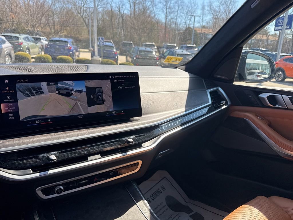 Used 2023 BMW X7 xDrive40i w/ M Sport Package image 14