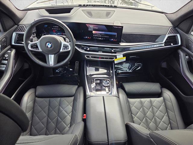 Certified 2025 BMW X7 xDrive40i w/ M Sport Package AWD/4WD image 25