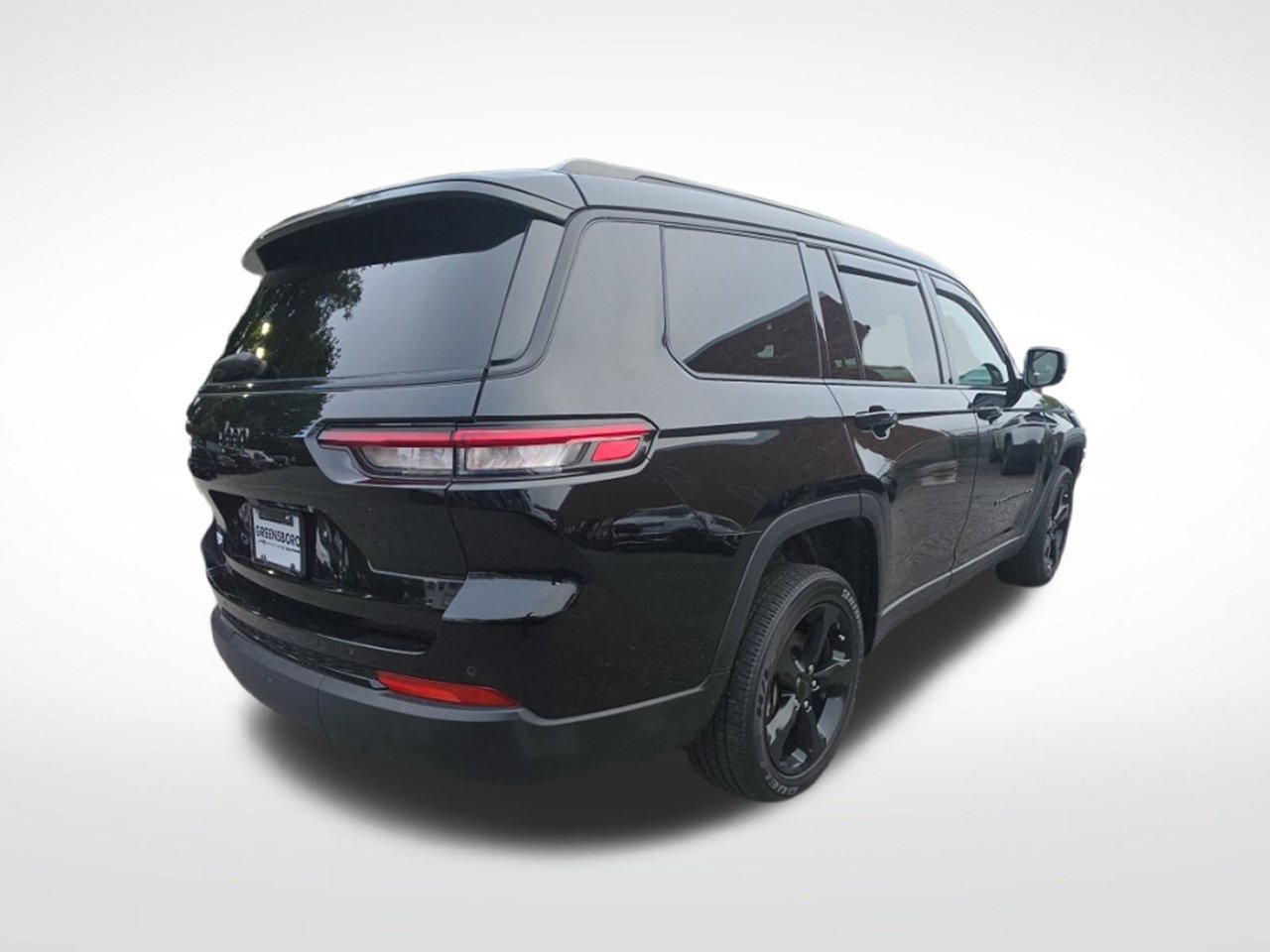 Used 2024 Jeep Grand Cherokee L Laredo RWD image 6