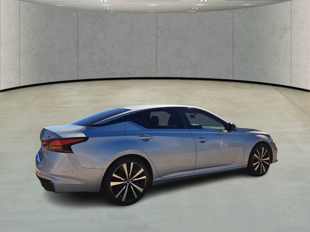 Used 2022 Nissan Altima 2.5 SR image 5