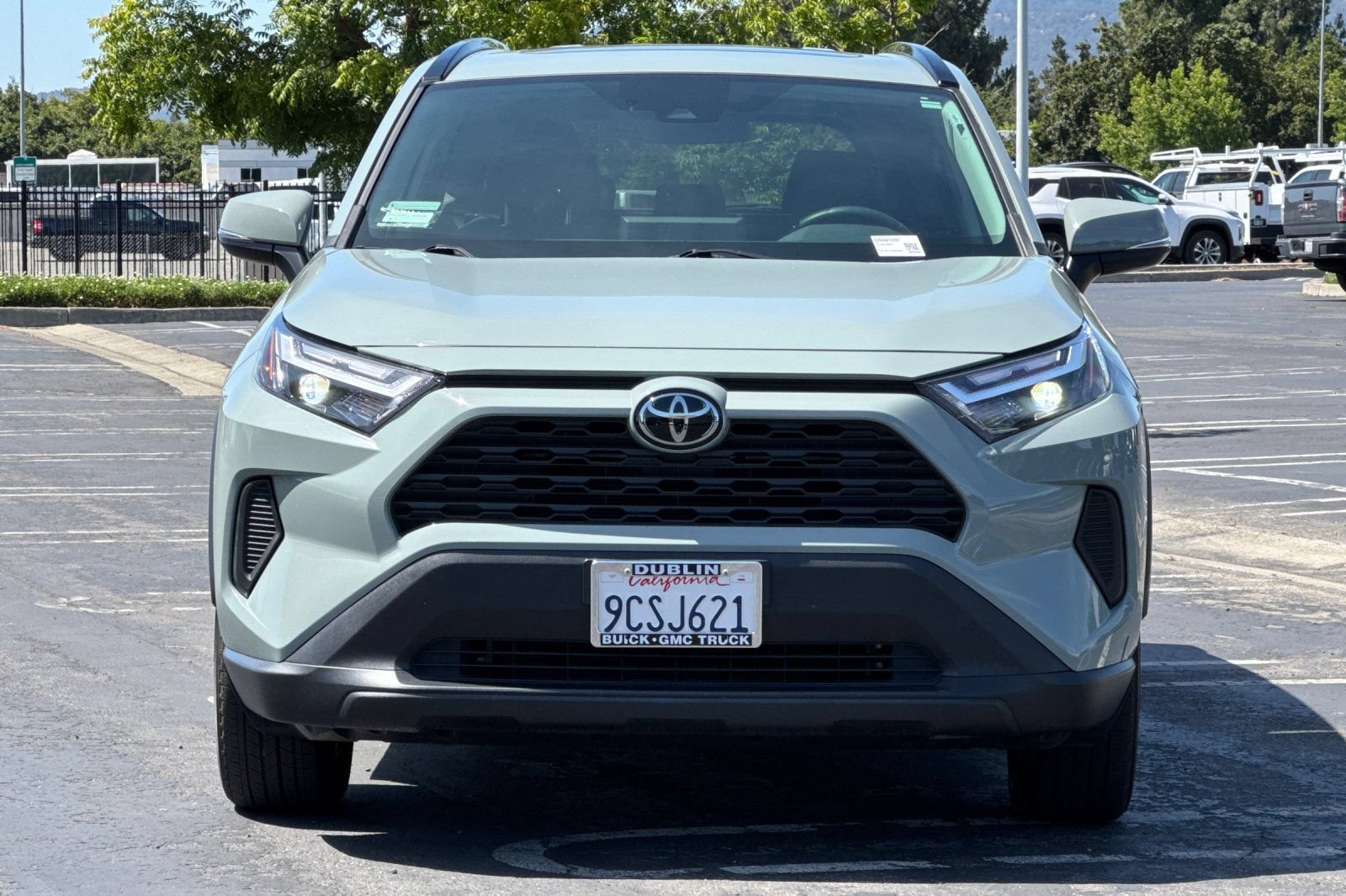 Used 2022 Toyota RAV4 XLE w/ Convenience Package AWD/4WD image 9