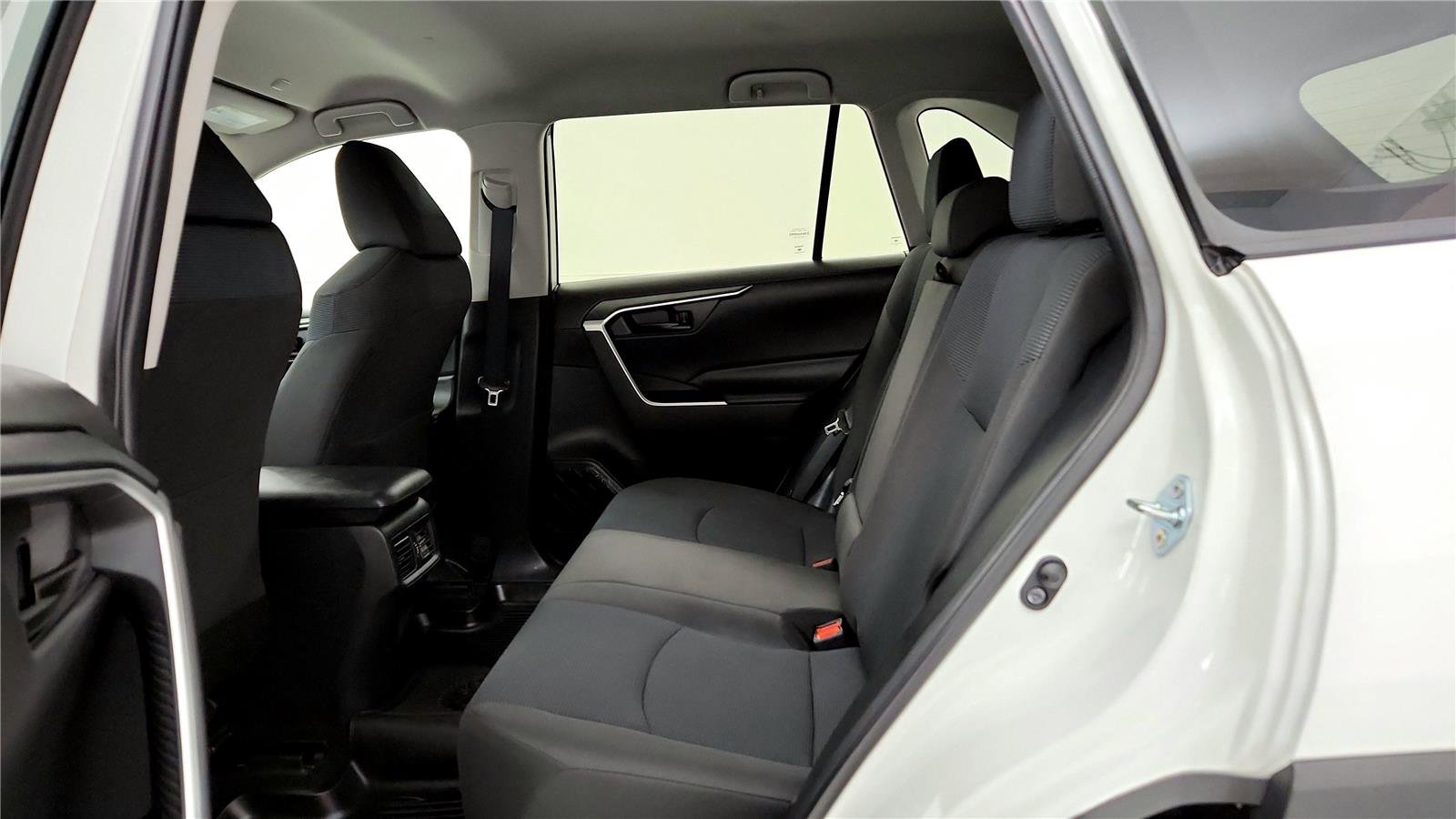 Certified 2023 Toyota RAV4 LE image 21