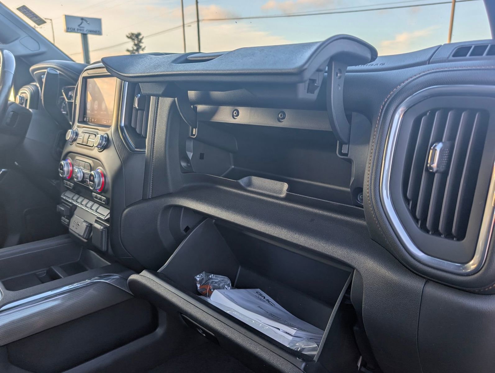 Used 2021 GMC Sierra 1500 AT4 image 35