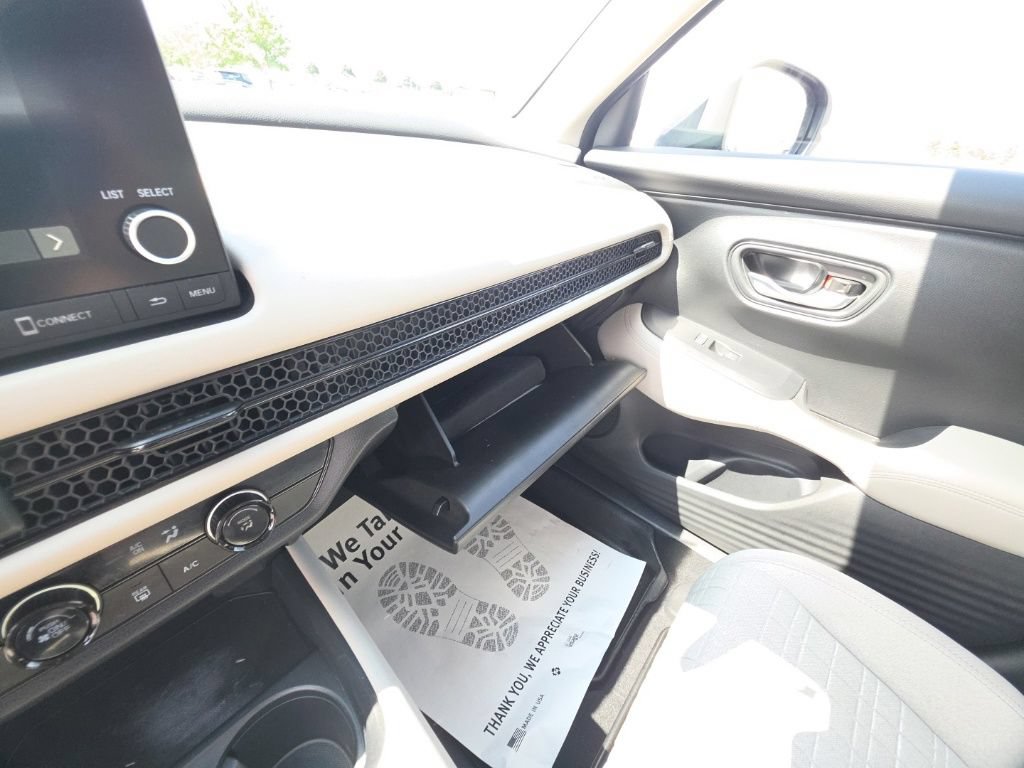 Certified 2024 Honda HR-V LX image 21