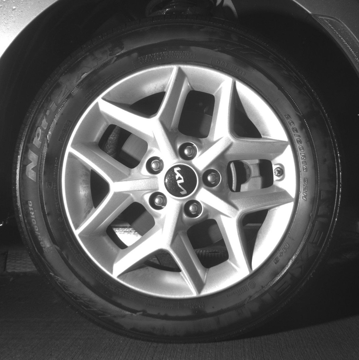 Used 2025 Kia Soul LX w/ LX Technology Package FWD image 12