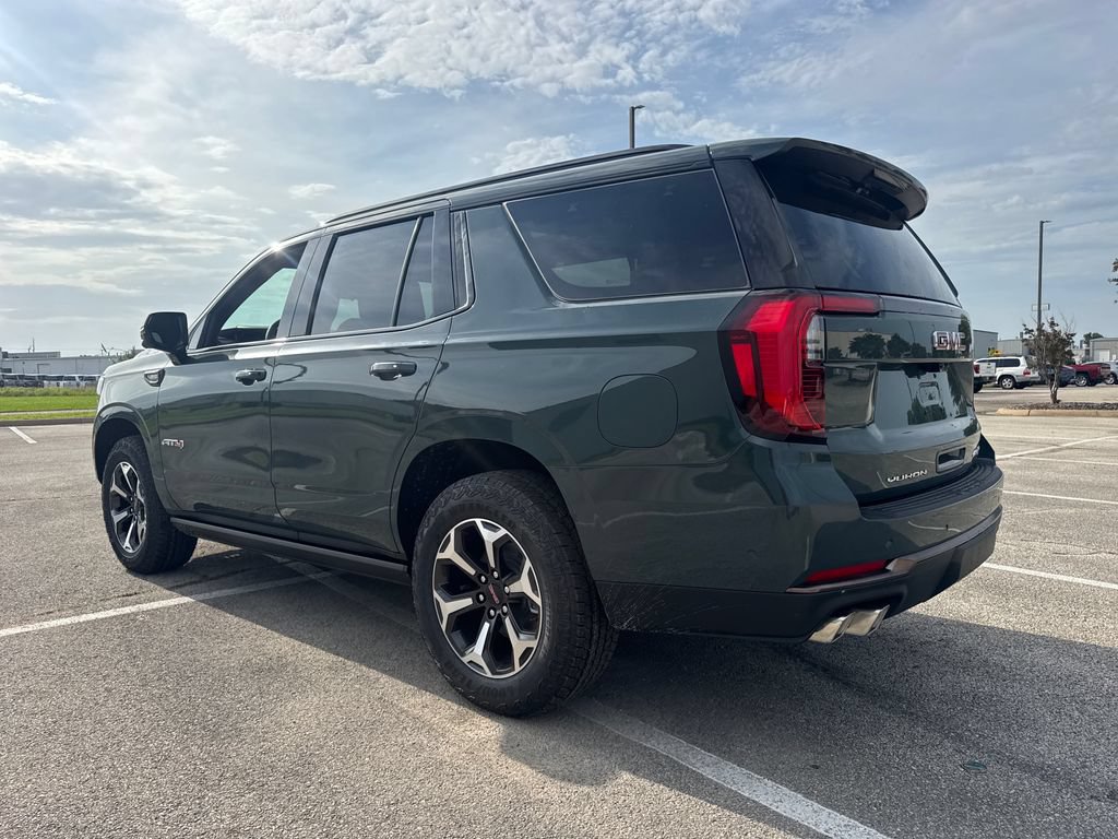 New 2026 GMC Yukon AT4 Ultimate w/ LPO, Floor Liner Package AWD/4WD image 4