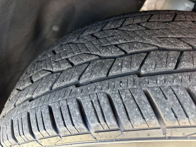 Used 2024 Chevrolet Traverse RS image 49