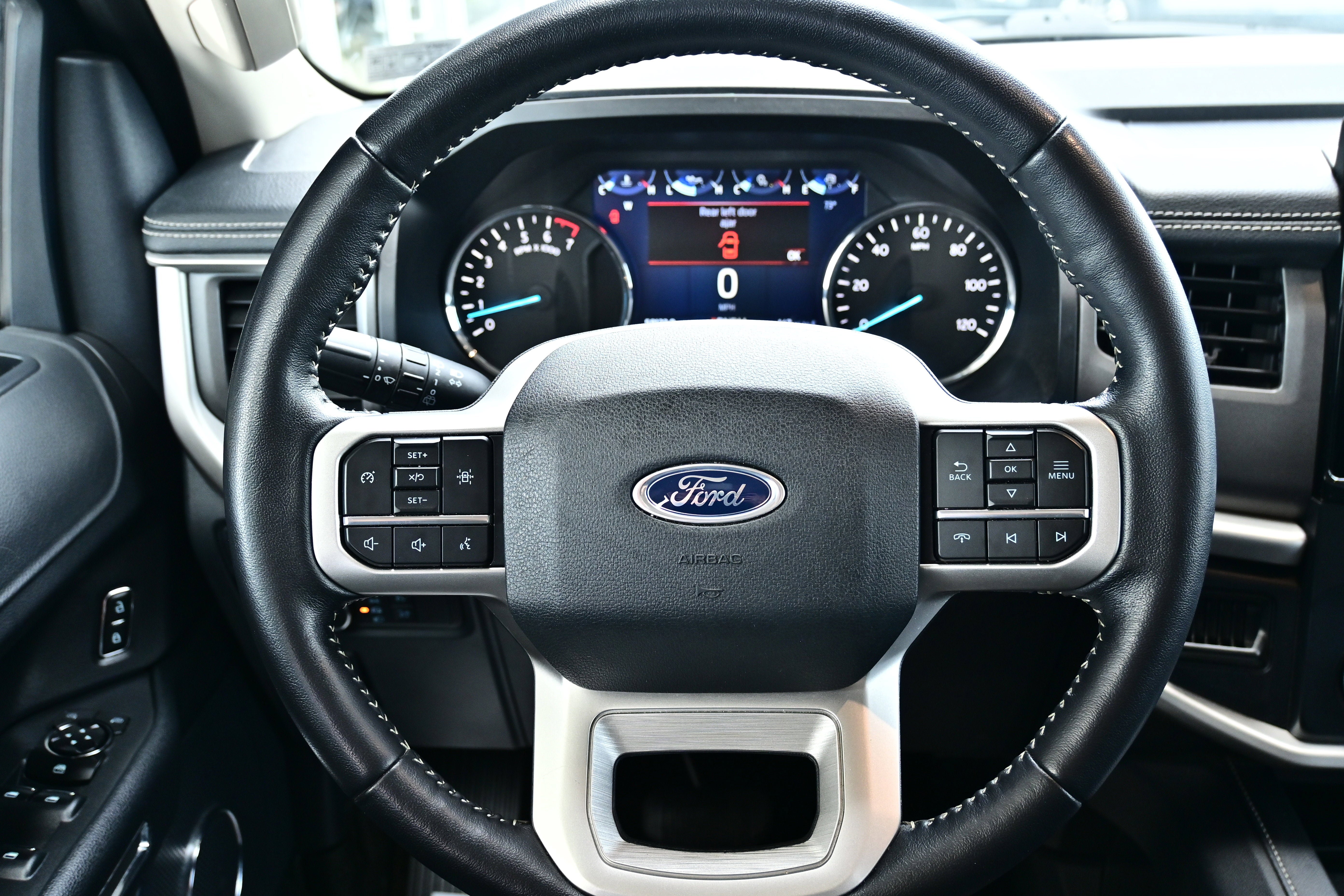 Used 2022 Ford Expedition XLT AWD/4WD image 19