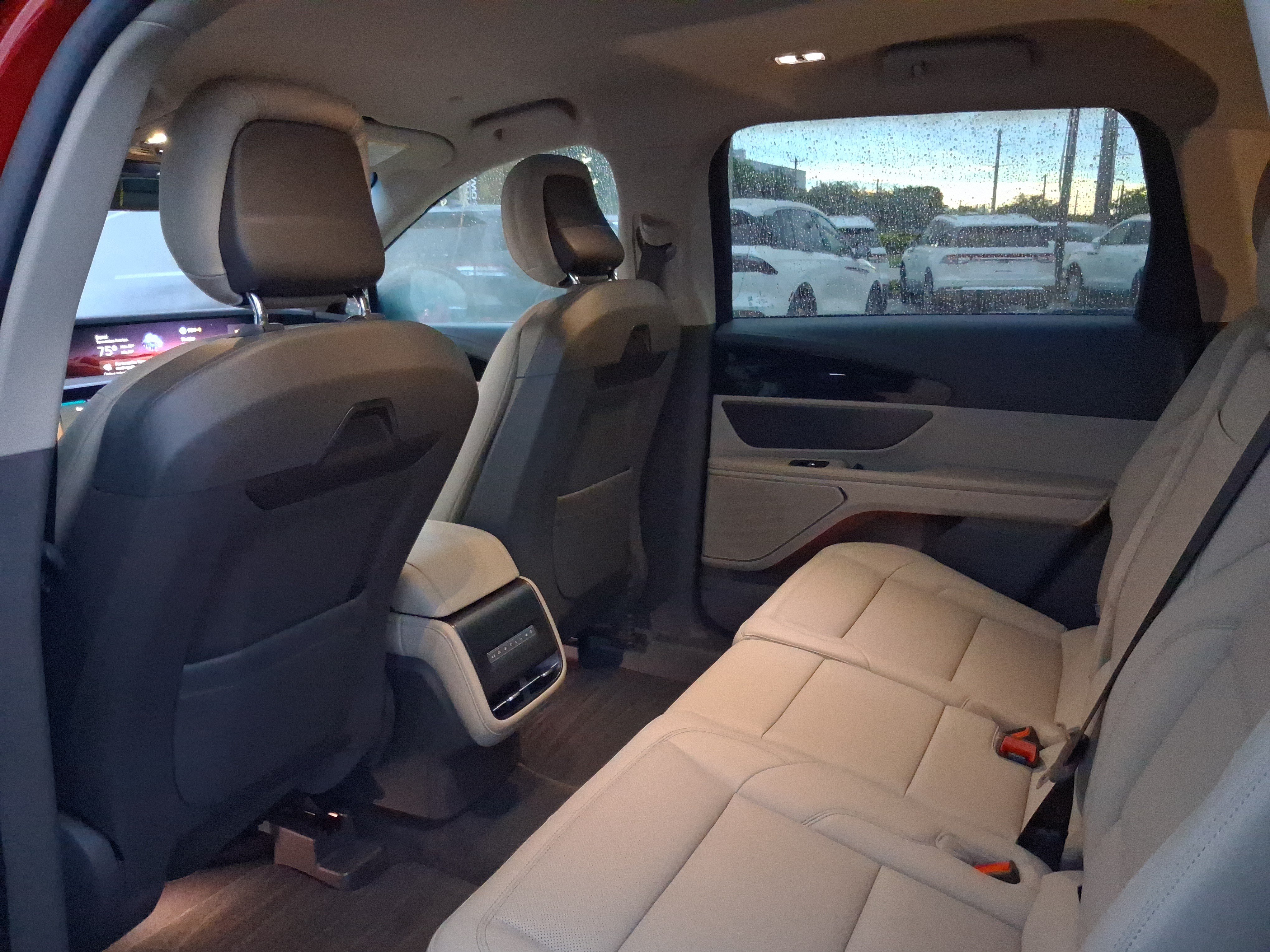 Certified 2024 Lincoln Nautilus Premier AWD/4WD image 5