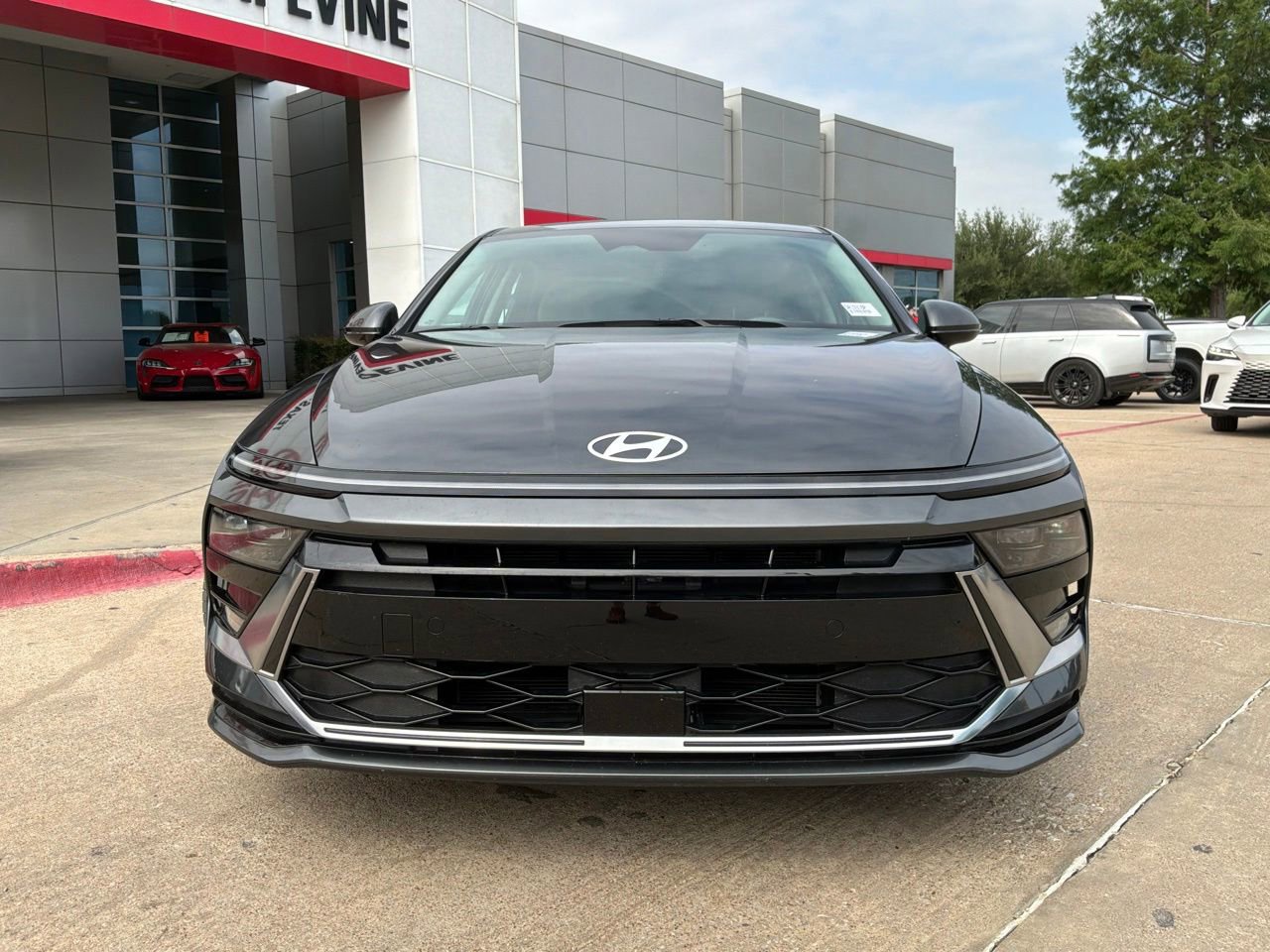 Used 2025 Hyundai Sonata SEL FWD image 3