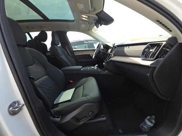 Used 2025 Volvo XC90 B6 Plus AWD/4WD image 10