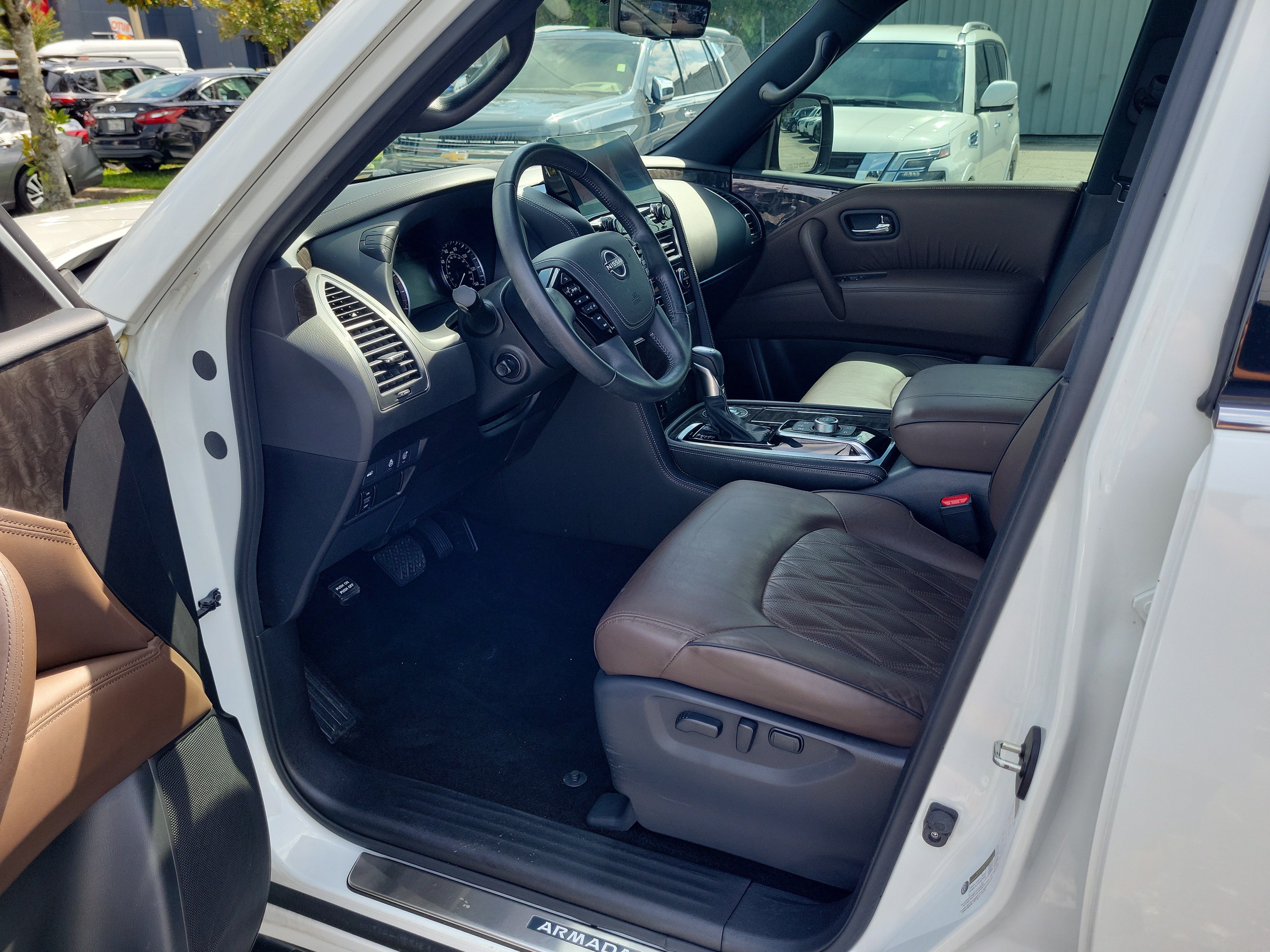 Certified 2023 Nissan Armada Platinum w/ Captain's Chairs Package RWD image 12